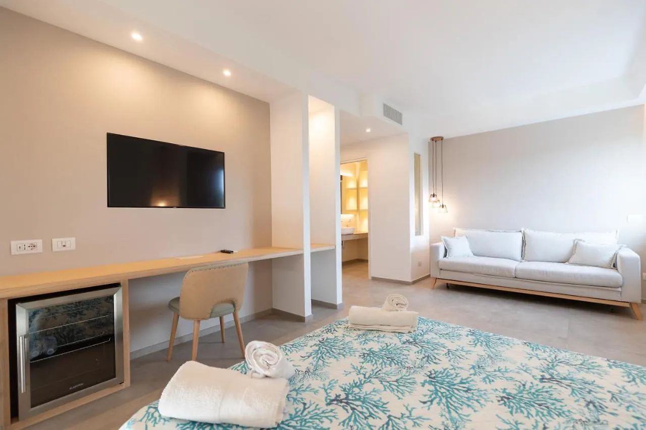 Molo Brin Rooms & Suites 奧爾比亞 意大利