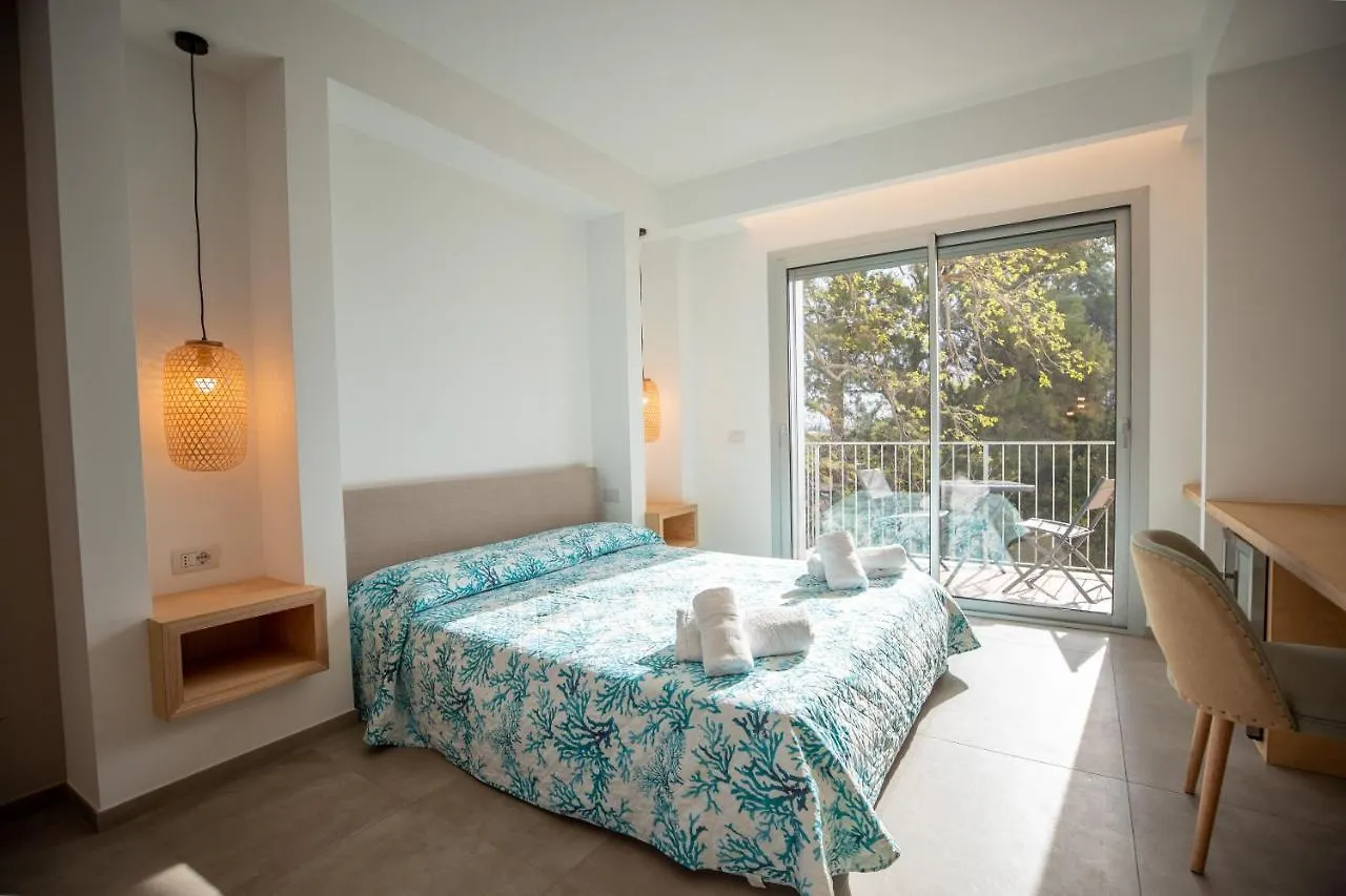 Molo Brin Rooms & Suites Olbia Italy